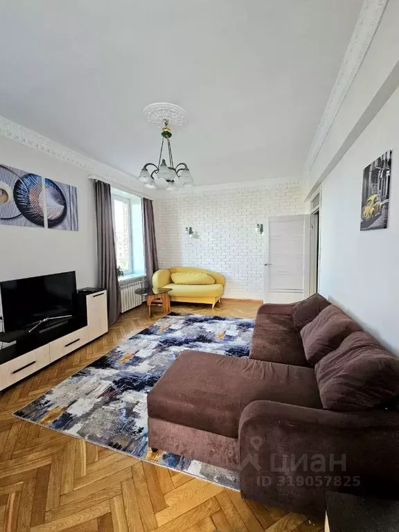 2-к кв. Москва Кутузовский просп., 35К2 (65.0 м) - Фото 0