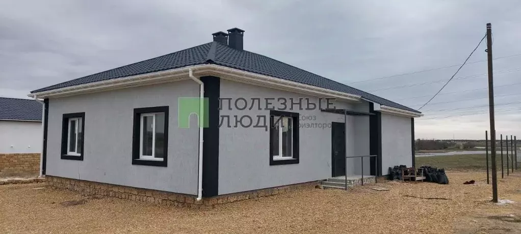 Коттедж в Крым, Сакский район, с. Суворовское ул. Восточная, 16 (63 м) - Фото 0