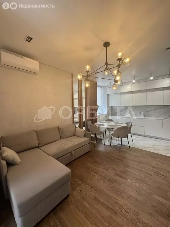 2-комнатная квартира: Тюмень, улица Газовиков, 73 (65.7 м) - Фото 1