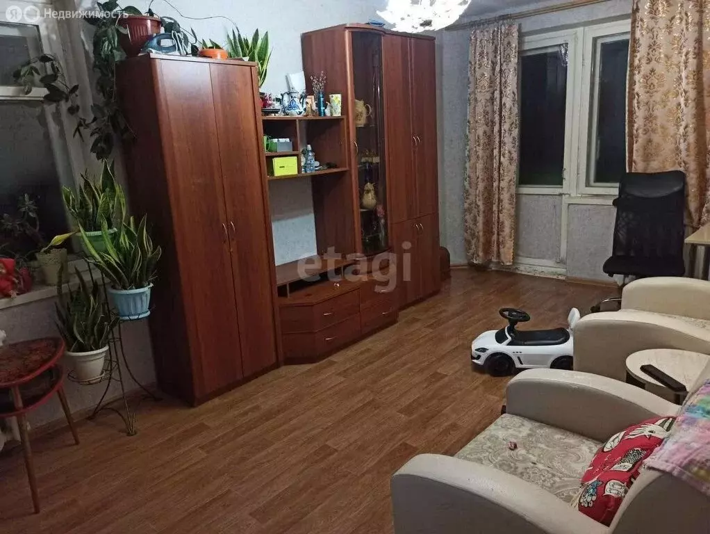 3-комнатная квартира: село Корнилово, улица Гагарина, 23 (62.3 м) - Фото 1