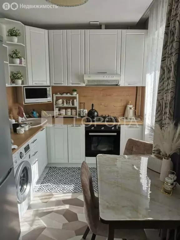 3-комнатная квартира: Барнаул, улица Беляева, 33 (41.9 м) - Фото 0