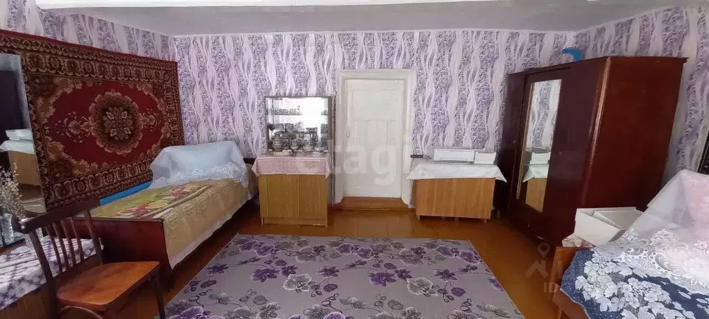 Дом в Башкортостан, Ишимбайский район, с. Петровское Кооперативная ул. ... - Фото 1