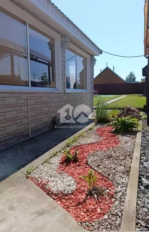 Дом в Новосибирская область, Бердск Вега-3 СНТ,  (50 м) - Фото 1