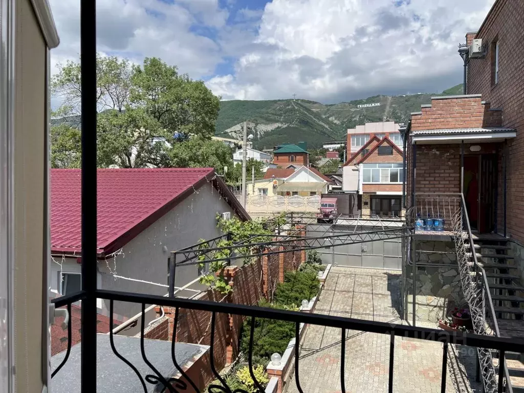 Дом в Краснодарский край, Геленджик Кубанская ул., 12А (45 м) - Фото 1