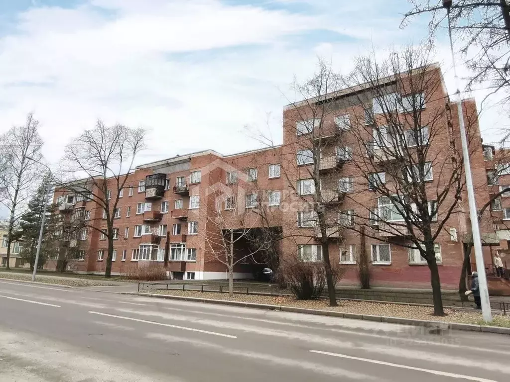 3-к кв. Санкт-Петербург, Санкт-Петербург, Петергоф Константиновская ... - Фото 0