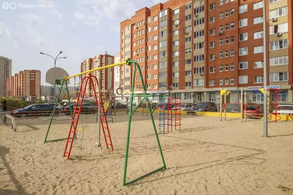 2-комнатная квартира: Тюмень, улица Газовиков, 49к1 (68.7 м) - Фото 2