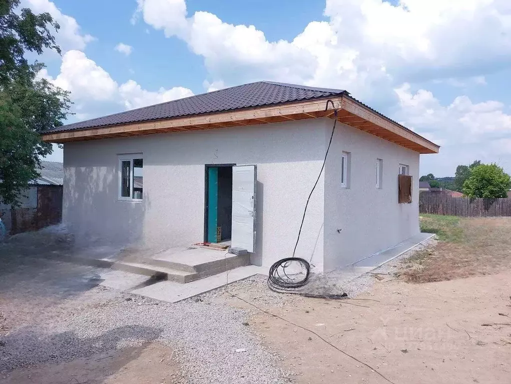 Дом в Свердловская область, Сысертский муниципальный округ, пос. ... - Фото 1