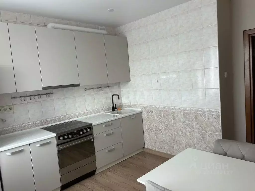 1-к кв. Новосибирская область, Новосибирск Ельцовская ул., 2 (52.0 м) - Фото 1