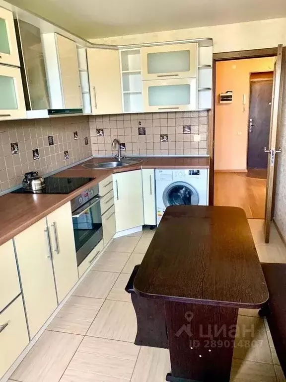 1-к кв. Волгоградская область, Волгоград ул. Балакирева, 2 (40.0 м) - Фото 1