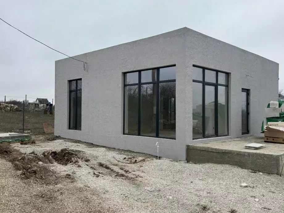 Дом в Крым, Симферопольский район, с. Урожайное ул. 40 лет Победы, 25 ... - Фото 2