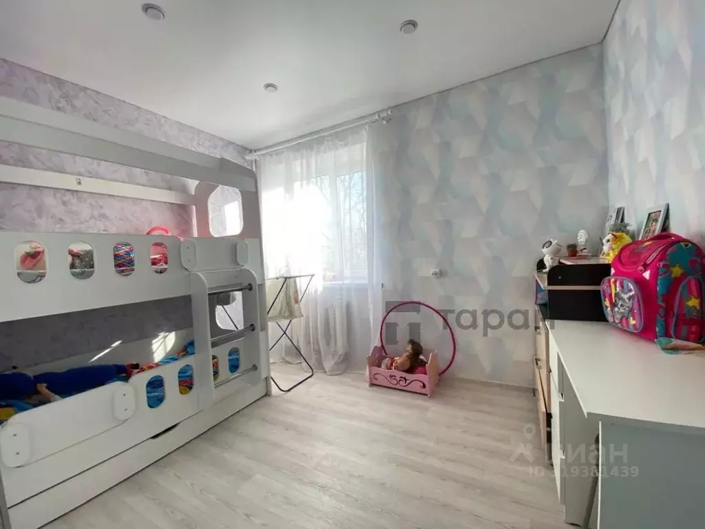 3-к кв. Челябинская область, Чебаркуль ул. Калинина, 12 (41.6 м) - Фото 1