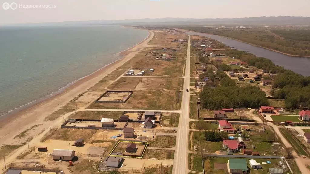Дом в Анивский городской округ, село Песчанское, Центральная улица ... - Фото 1