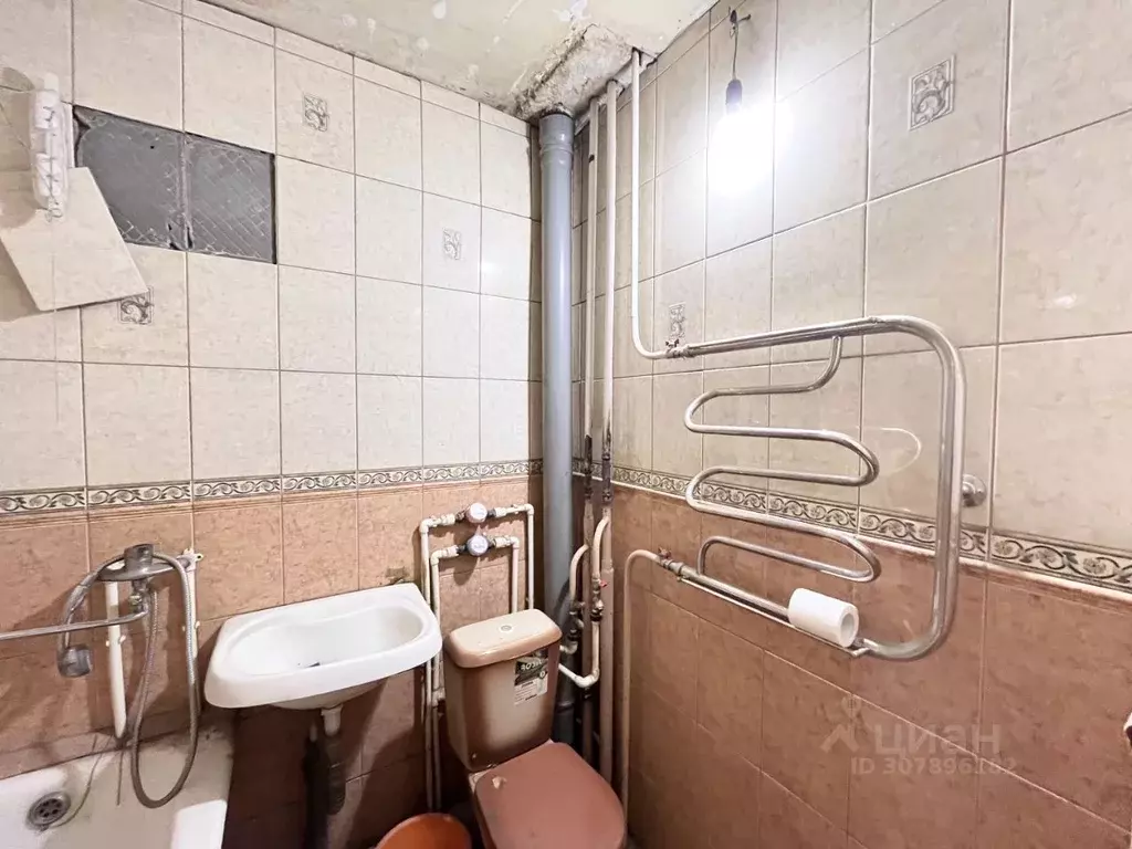 1-к кв. Омская область, Омск Заозерный мкр, ул. Бородина, 8/1 (29.5 м) - Фото 2