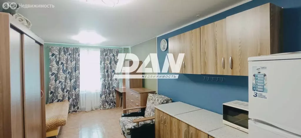 1к в 20-комнатной квартире (17.6 м) - Фото 1