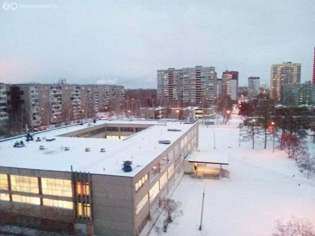 2-комнатная квартира: Екатеринбург, улица Бебеля, 142 (48.7 м) - Фото 1