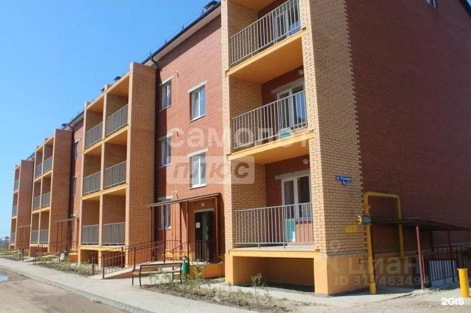 1-к кв. Астраханская область, Камызяк ул. Ульянова, 1Б (33.5 м) - Фото 0
