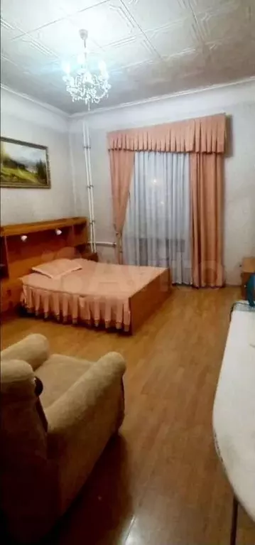 3-к. квартира, 70м, 2/4эт. - Фото 1