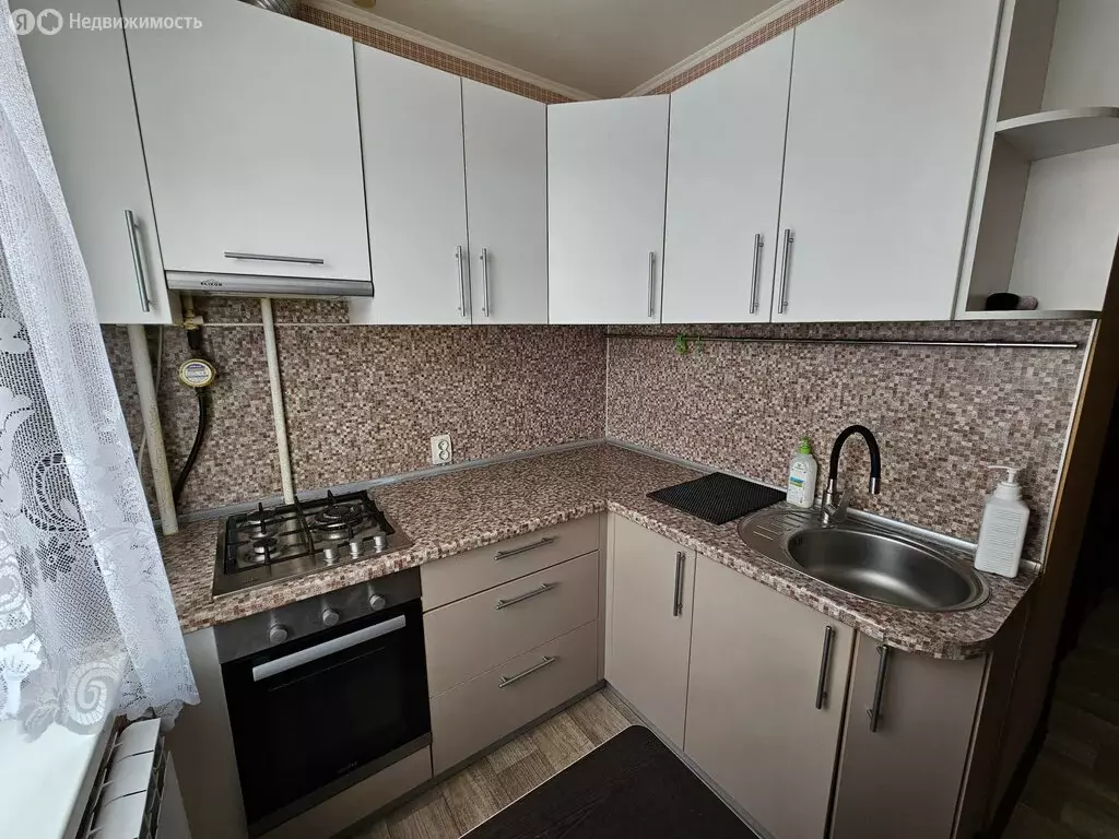 3-комнатная квартира: Новый Уренгой, Юбилейная улица, 2 (58 м) - Фото 2