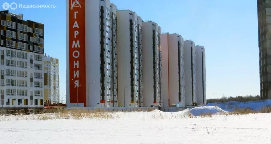 2-комнатная квартира: Тюмень, улица Василия Подшибякина, 19 (61.4 м) - Фото 1