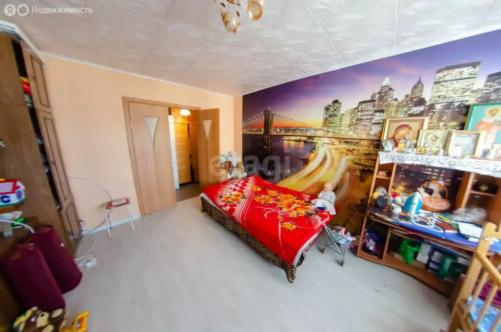3-комнатная квартира: Шадринск, улица Свердлова, 57 (61 м) - Фото 1