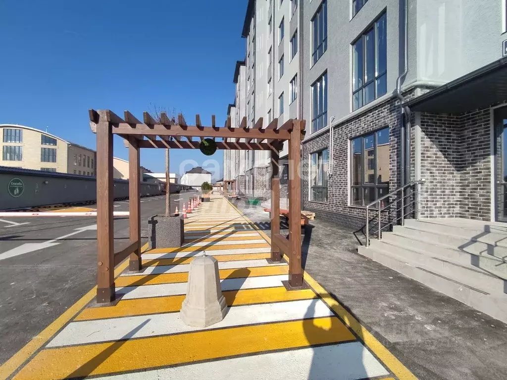 2-к кв. Кабардино-Балкария, Нальчик ул. Солнечная, 40 (76.0 м) - Фото 1