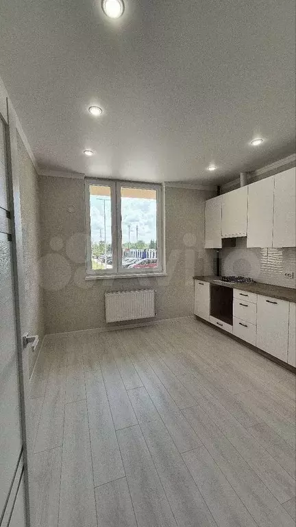 1-к. квартира, 42 м, 1/9 эт. - Фото 0