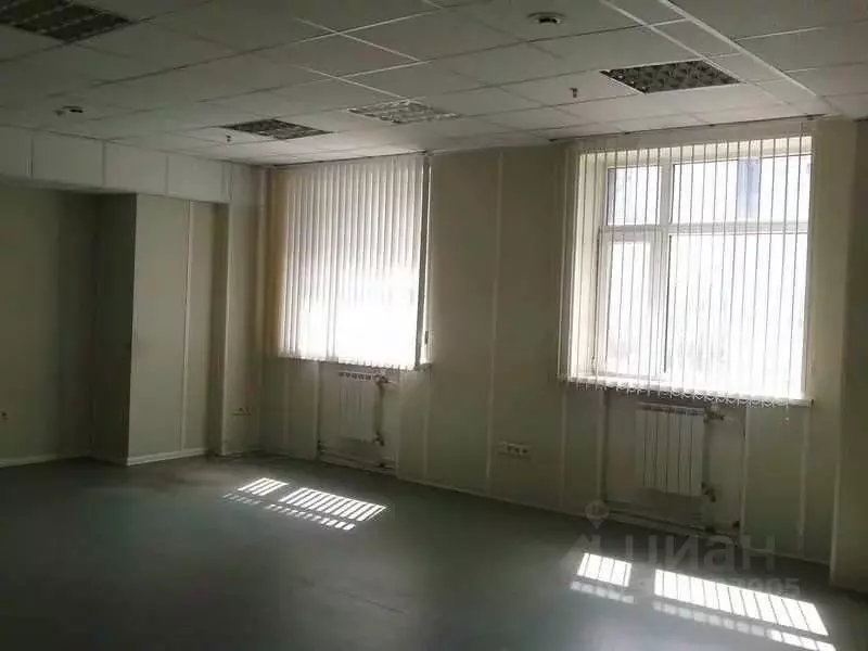 Офис в Нижегородская область, Нижний Новгород ул. Маршала Казакова, 3 ... - Фото 0
