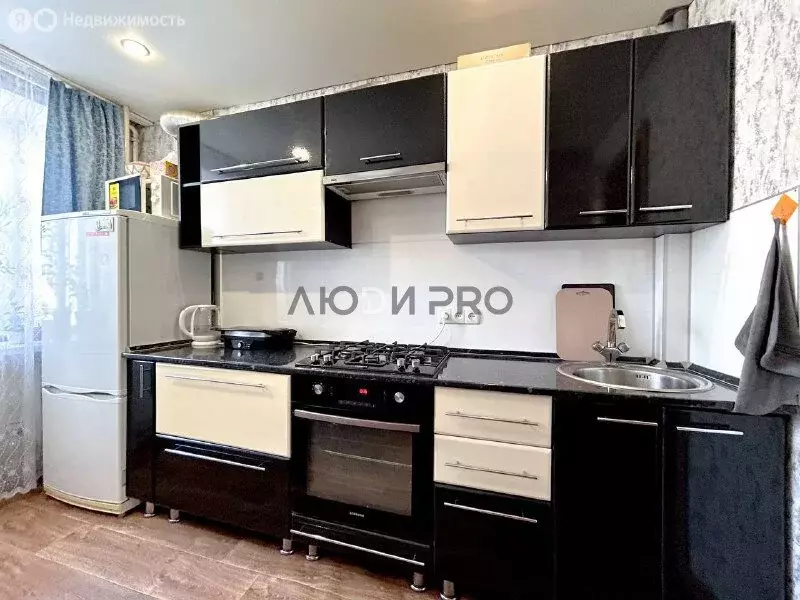 2-комнатная квартира: Пугачев, 1-й микрорайон, 5 (53.2 м) - Фото 1