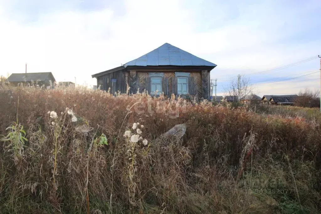 Дом в Свердловская область, Нижний Тагил городской округ, пос. ... - Фото 0