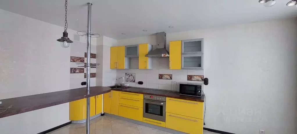 3-к кв. Челябинская область, Челябинск ул. Чичерина, 32А (89.5 м) - Фото 1