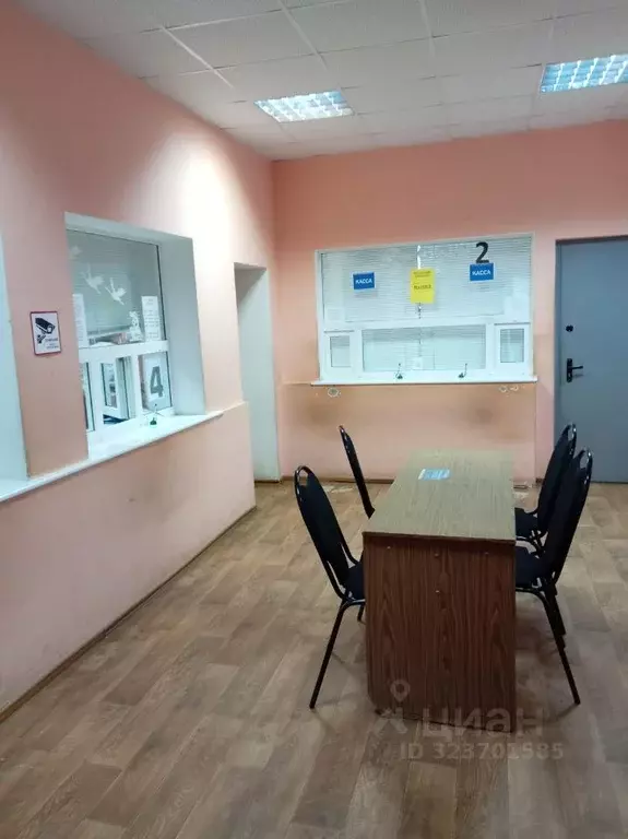 Помещение свободного назначения в Брянская область, Дятьково ул. Карла ... - Фото 1