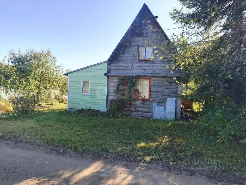 Дом в Ленинградская область, Киришский район, Глажевское с/пос, Волжа ... - Фото 1