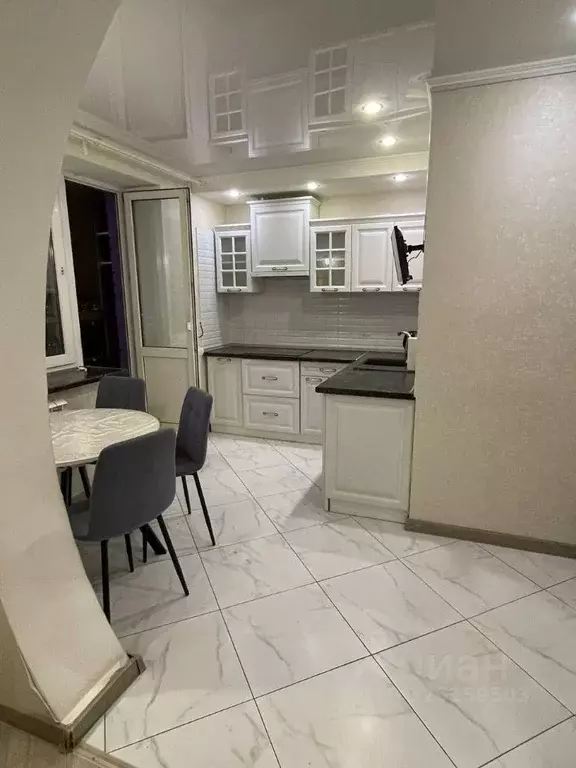 2-к кв. Татарстан, Казань ул. Академика Глушко, 6 (70.6 м) - Фото 1