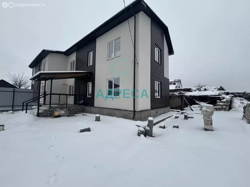 Дом в Белгородская область, городское поселение посёлок Чернянка, ... - Фото 1