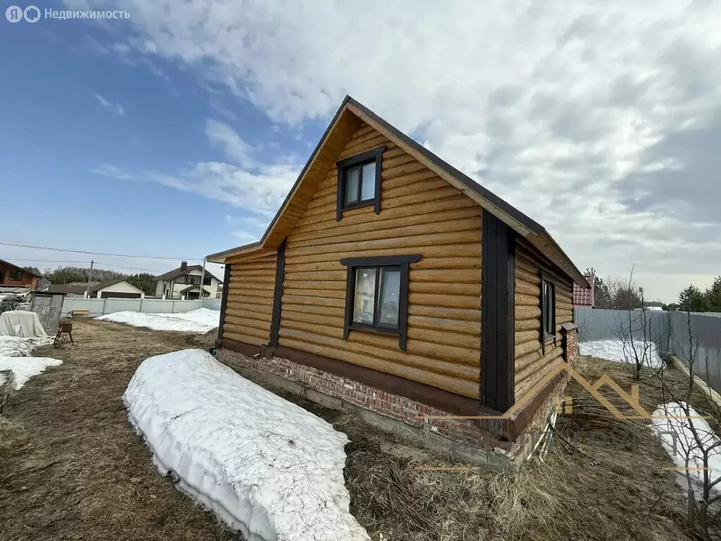 Дом в село Верхний Услон, Светлая улица, 10 (130 м) - Фото 1