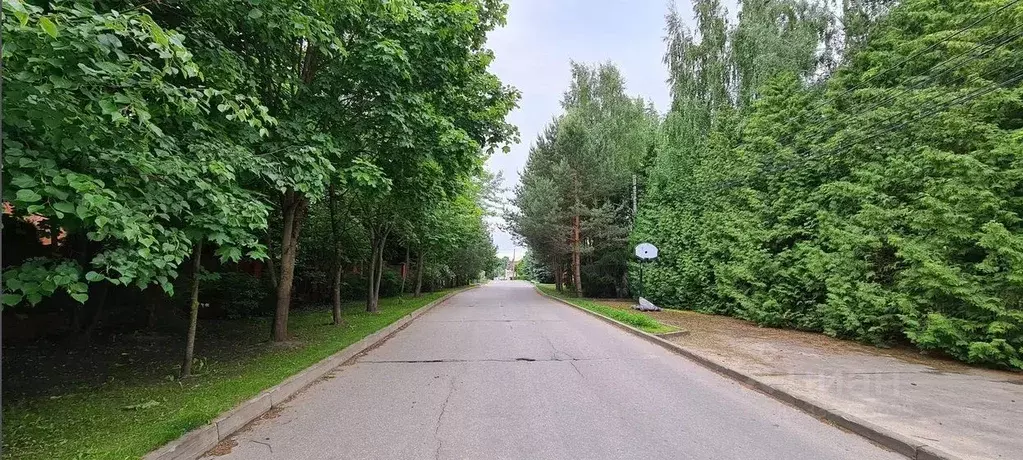Участок в Московская область, Одинцовский городской округ, д. ... - Фото 1