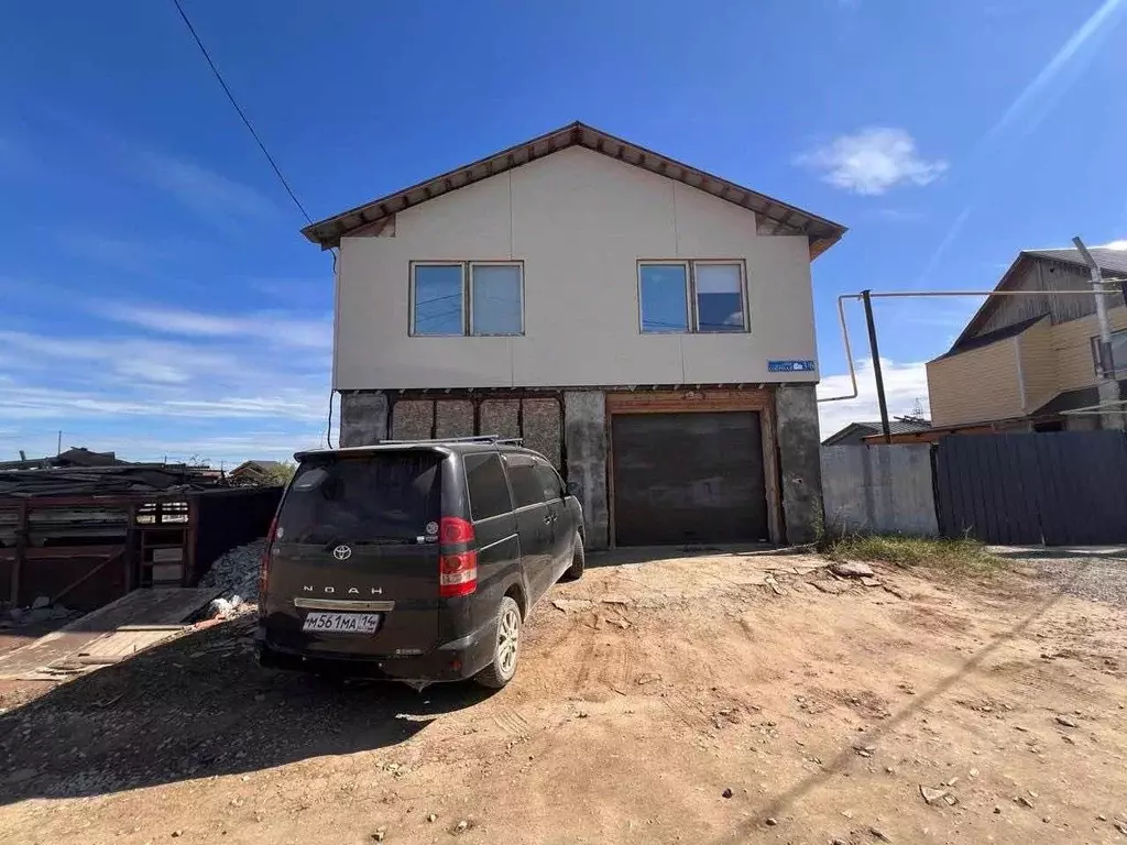 Дом в Саха (Якутия), с. Пригородный  (280 м) - Фото 1