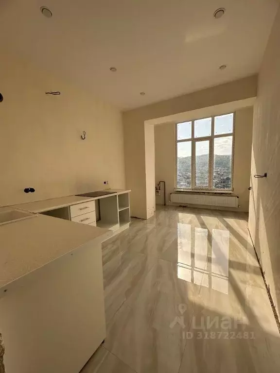 3-к кв. Кабардино-Балкария, Нальчик ул. Тлостанова, 28 (100.0 м) - Фото 1
