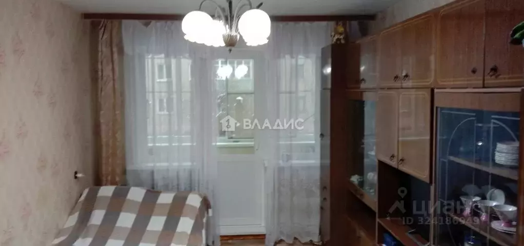 3-к кв. Владимирская область, Владимир ул. Сурикова, 16 (58.8 м) - Фото 1