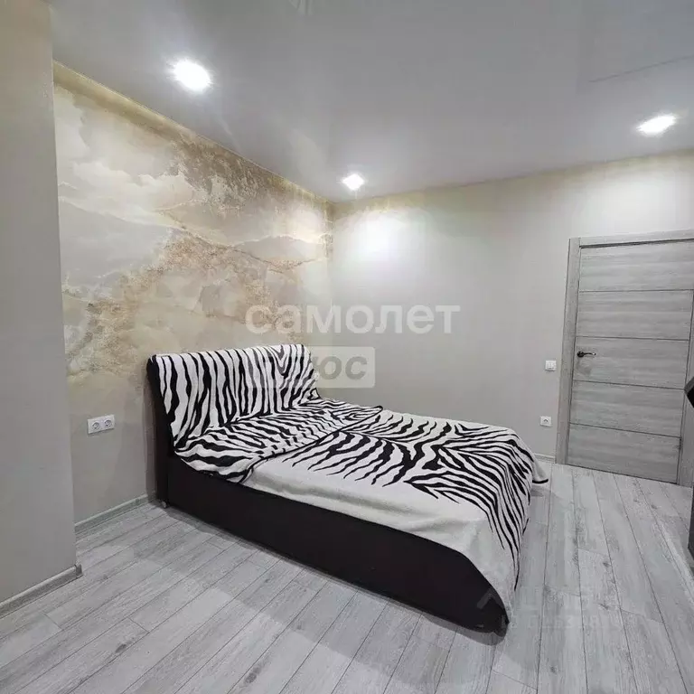 3-к кв. Московская область, Солнечногорск городской округ, Голубое пгт ... - Фото 1