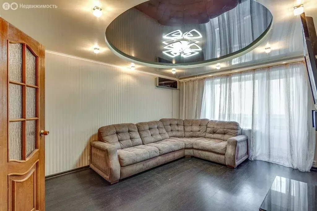 3-комнатная квартира: Хабаровск, Клубная улица, 23 (65.8 м) - Фото 1