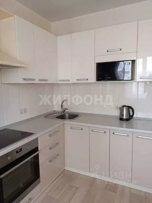 2-к кв. Новосибирская область, Новосибирск ул. Дуси Ковальчук, 250 ... - Фото 1