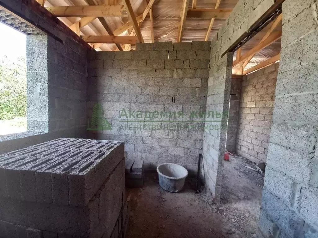 Дом в Саратовская область, Энгельс муниципальное образование, пос. ... - Фото 1