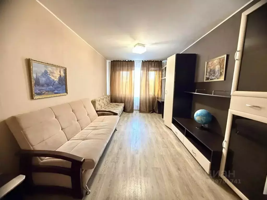 3-к кв. Челябинская область, Челябинск ул. Энтузиастов, 37 (67.4 м) - Фото 1