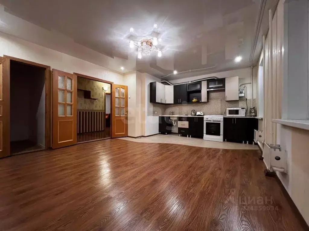 3-к кв. Тульская область, Тула ул. Марата, 32 (87.2 м) - Фото 2