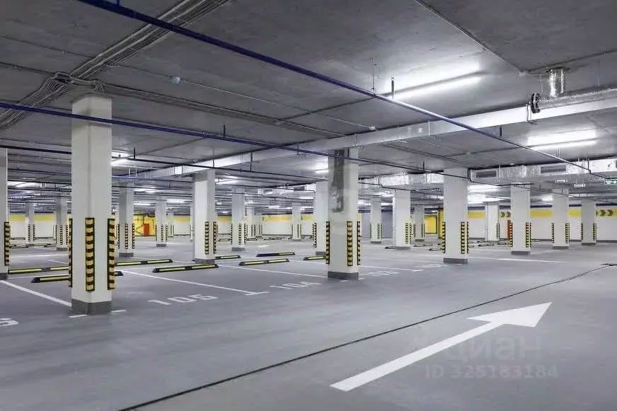 Гараж в Тюменская область, Тюмень ул. Федюнинского, 30к4 (14 м) - Фото 1