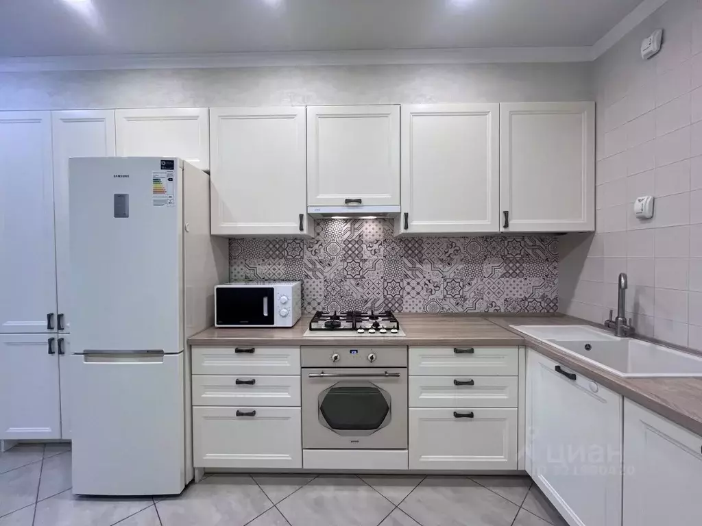 3-к кв. Калининградская область, Калининград ул. Согласия, 38 (72.5 м) - Фото 2