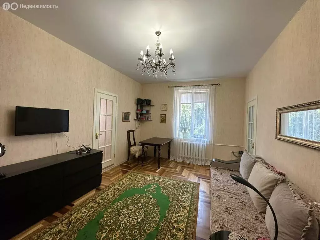 3-комнатная квартира: Нальчик, улица Пачева, 65 (62 м) - Фото 1