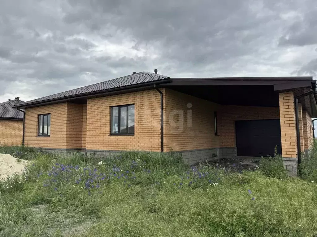 Дом в Белгородская область, Белгородский район, с. Стрелецкое 13 (107 ... - Фото 0