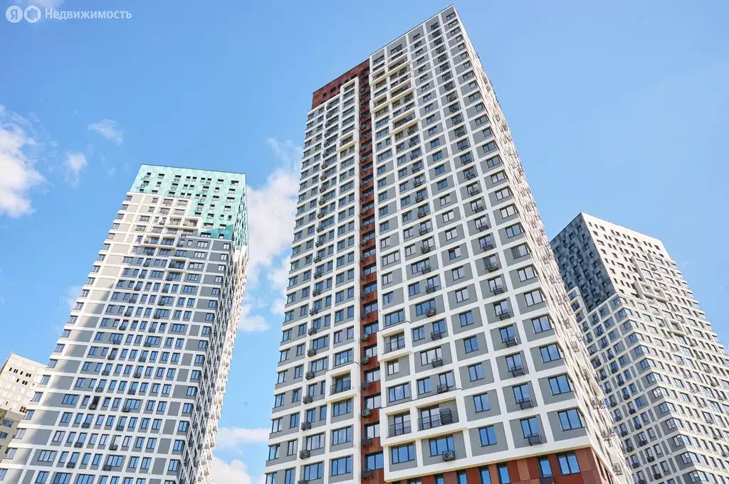 Квартира-студия: Екатеринбург, Сибирский тракт, 24Б (25.9 м) - Фото 1